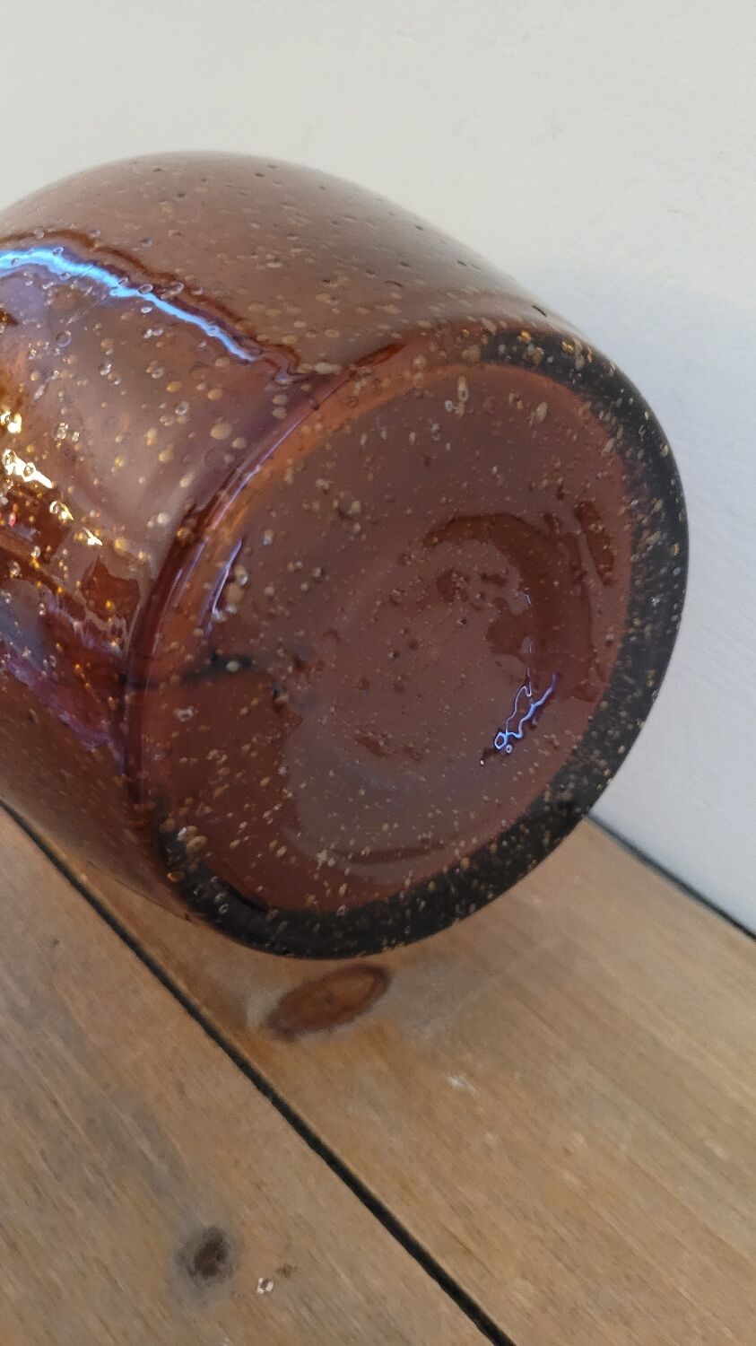 Bubbled glass vase