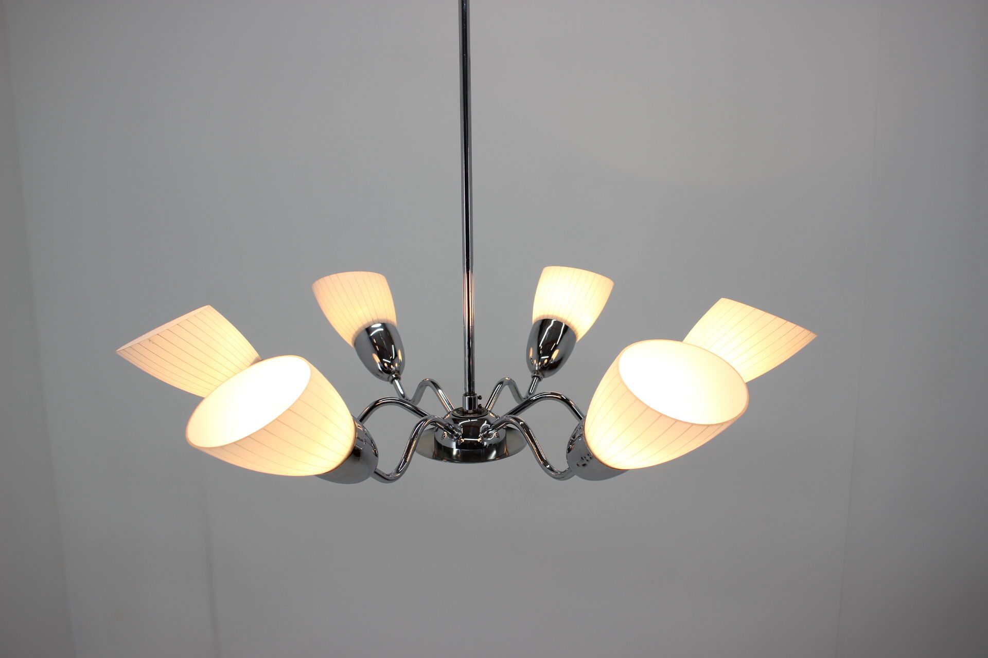 Mid-century chandelier/ Elektroinstala Děčín, 1960´s.