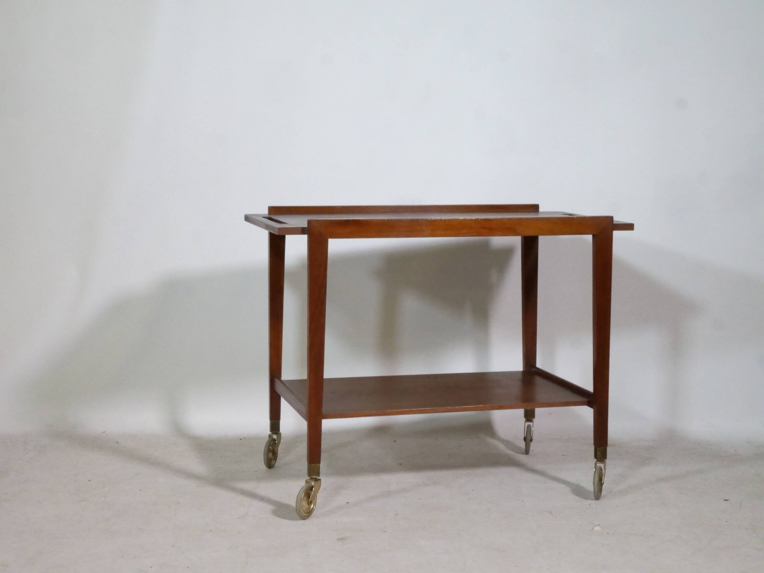 Desserte en teck par Wilhelm Renz, Allemagne, années 1960