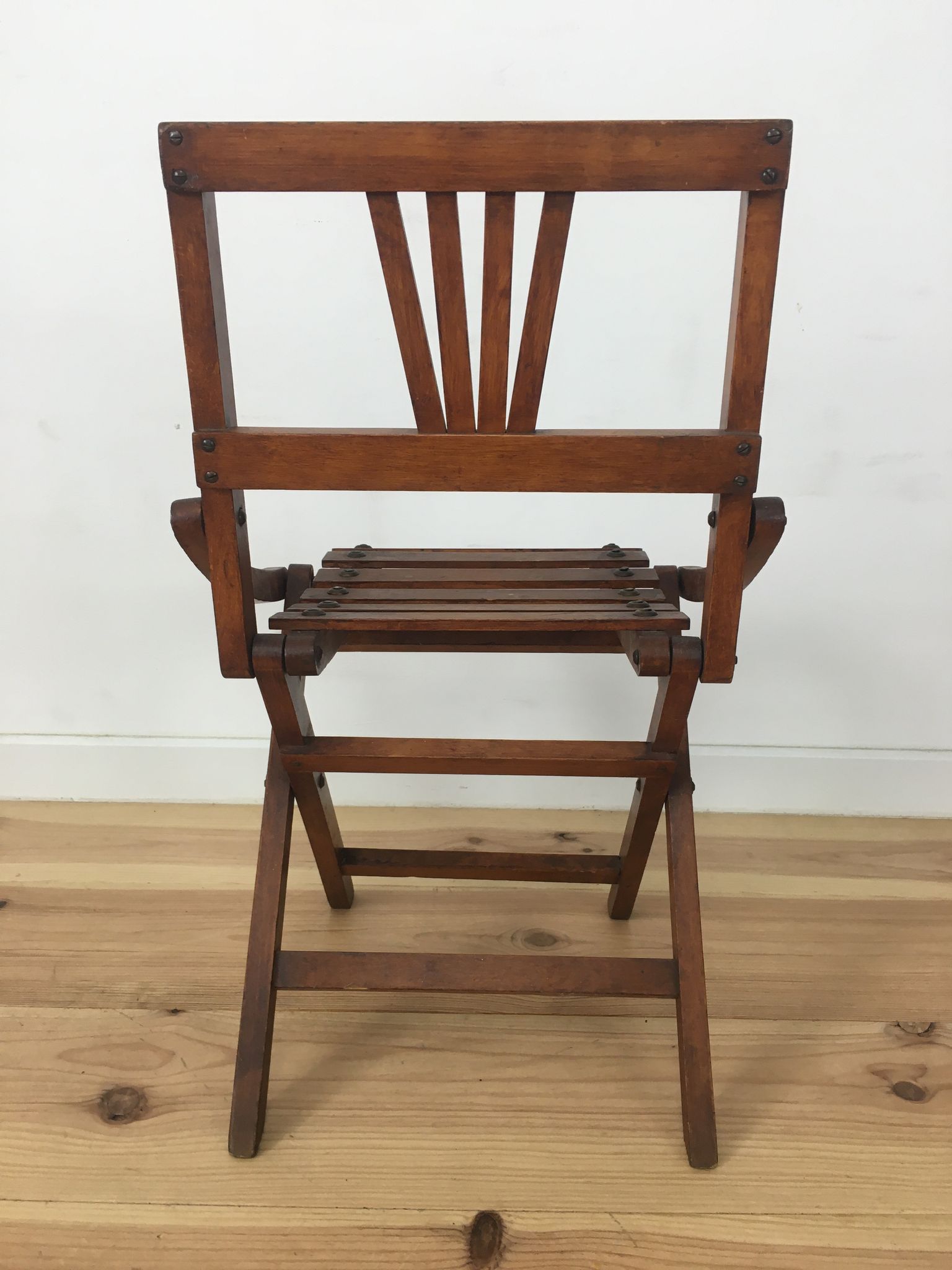 Chaise pliante pour enfants en lattes de bois