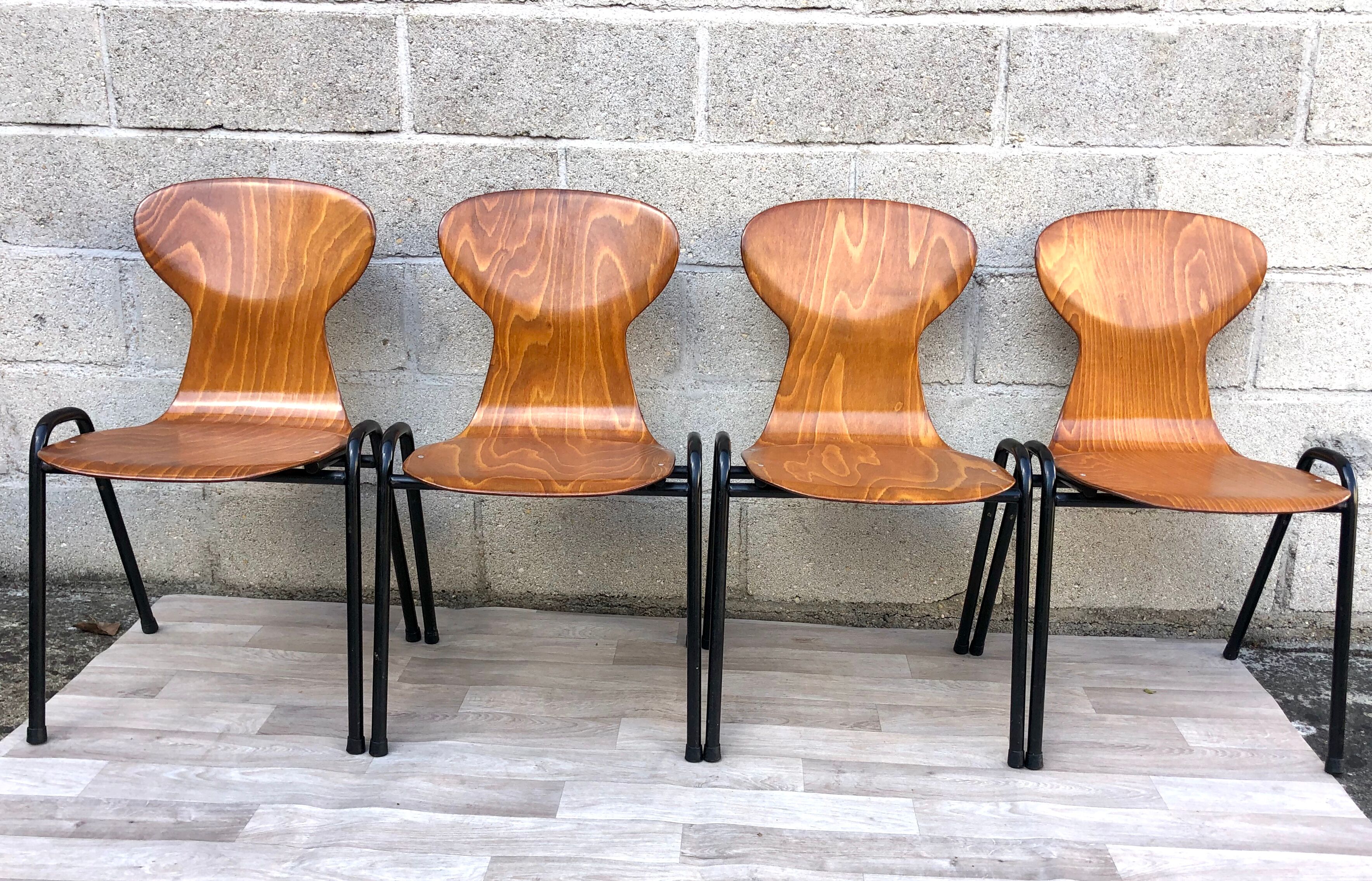Lot of 4 chairs Ant Eromes 60s vintage