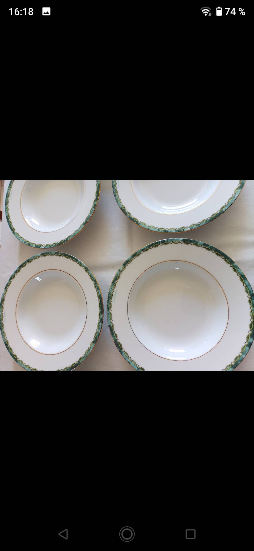 8 deep plates signed Pierre Cardin
