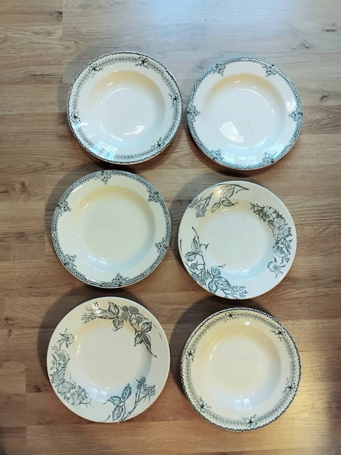 6 assiettes creuses dépareillées Terre de fer