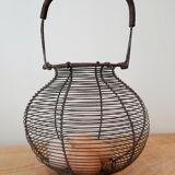Metal salad basket