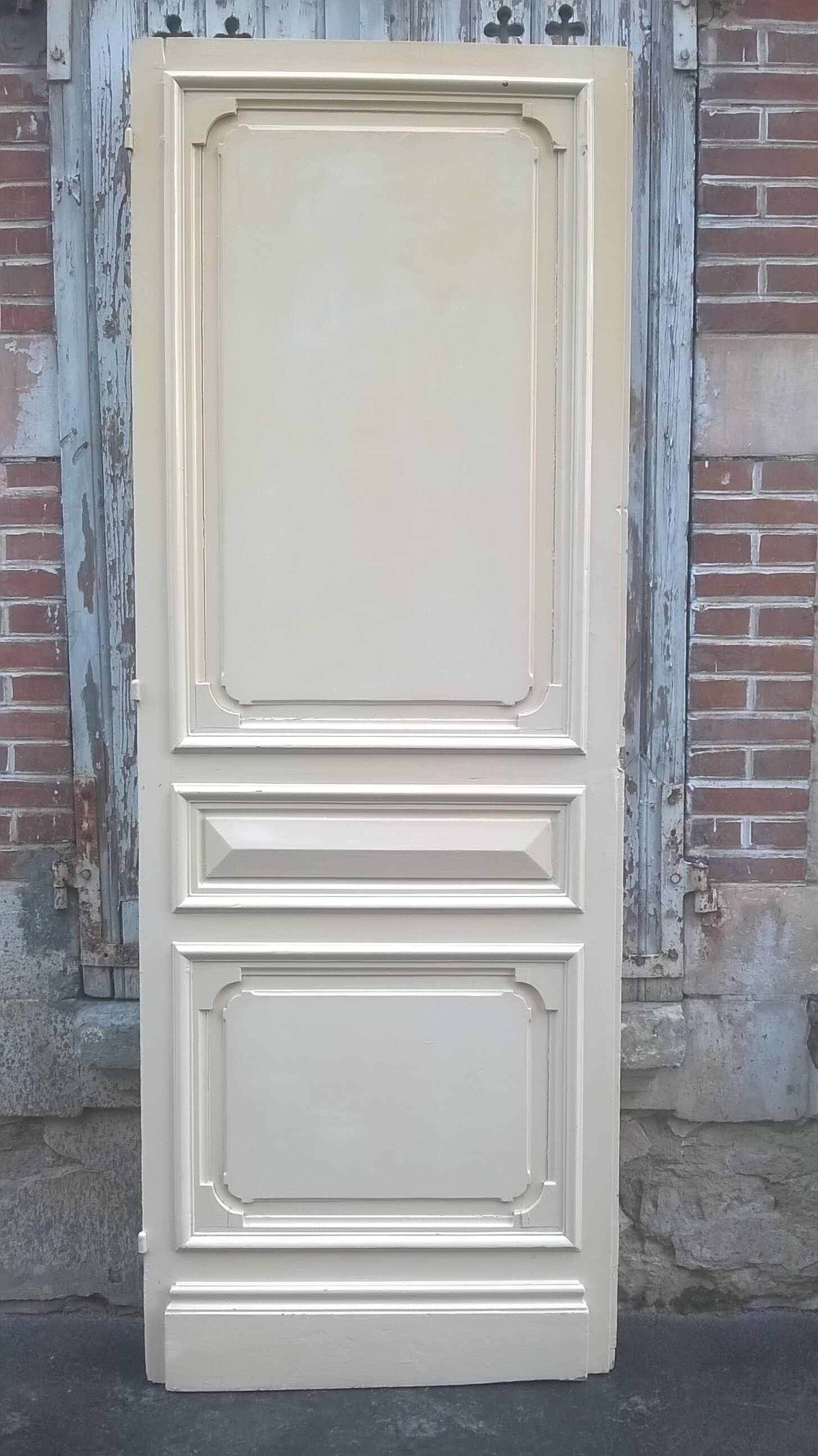 Old Haussmann double doors