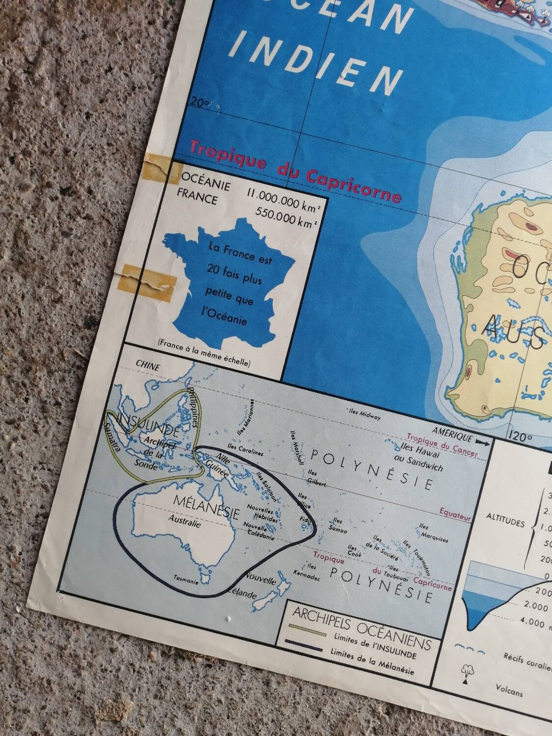 Vintage school map mdi Oceania - South America.