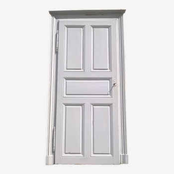 Moulded door with xix eme frame