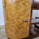 Pair of Art Decò bedside tables in walnut and thuja