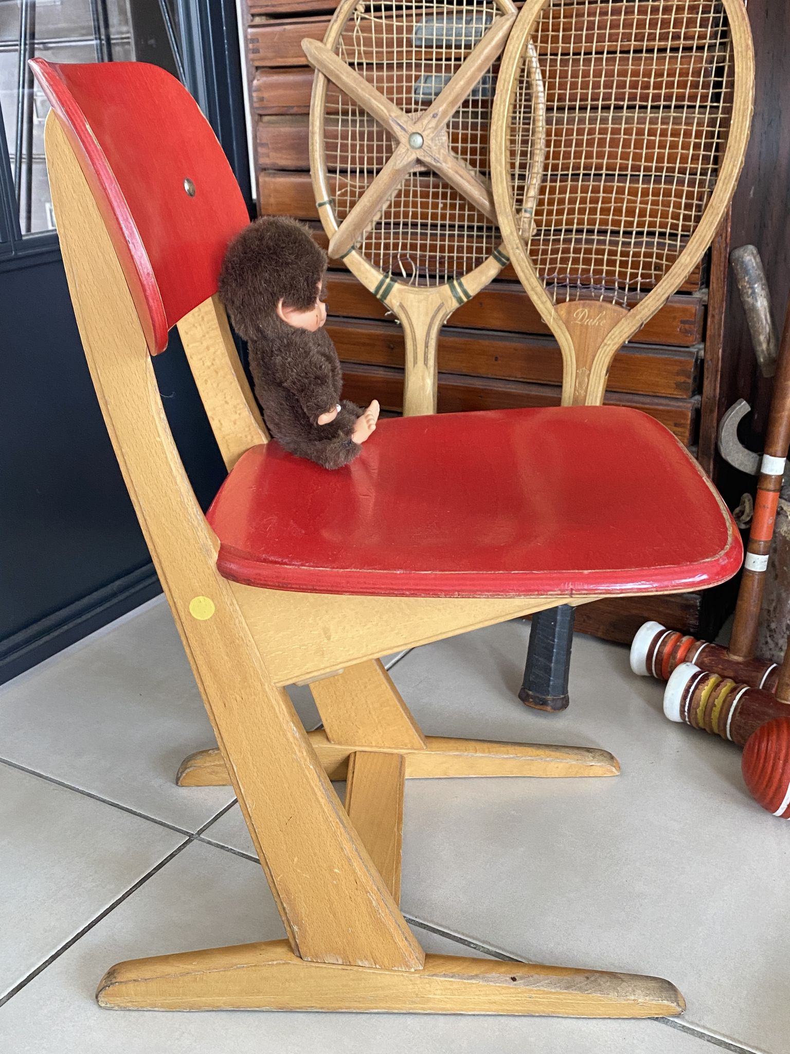 Vintage red Casala children's chair