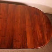 Table de salle à manger extensible du début du 19° siècle en noyer