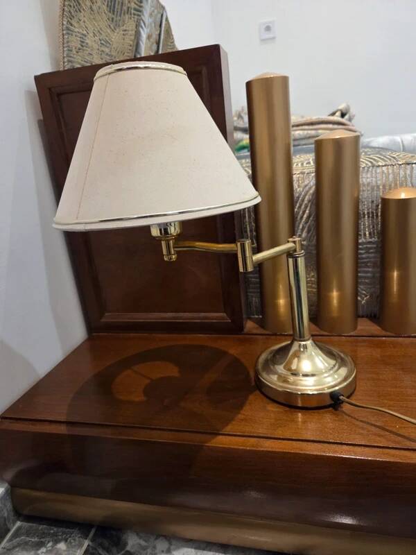 Lampe en laiton articulée ancienne vintage boudet classique chic fabriquée en France