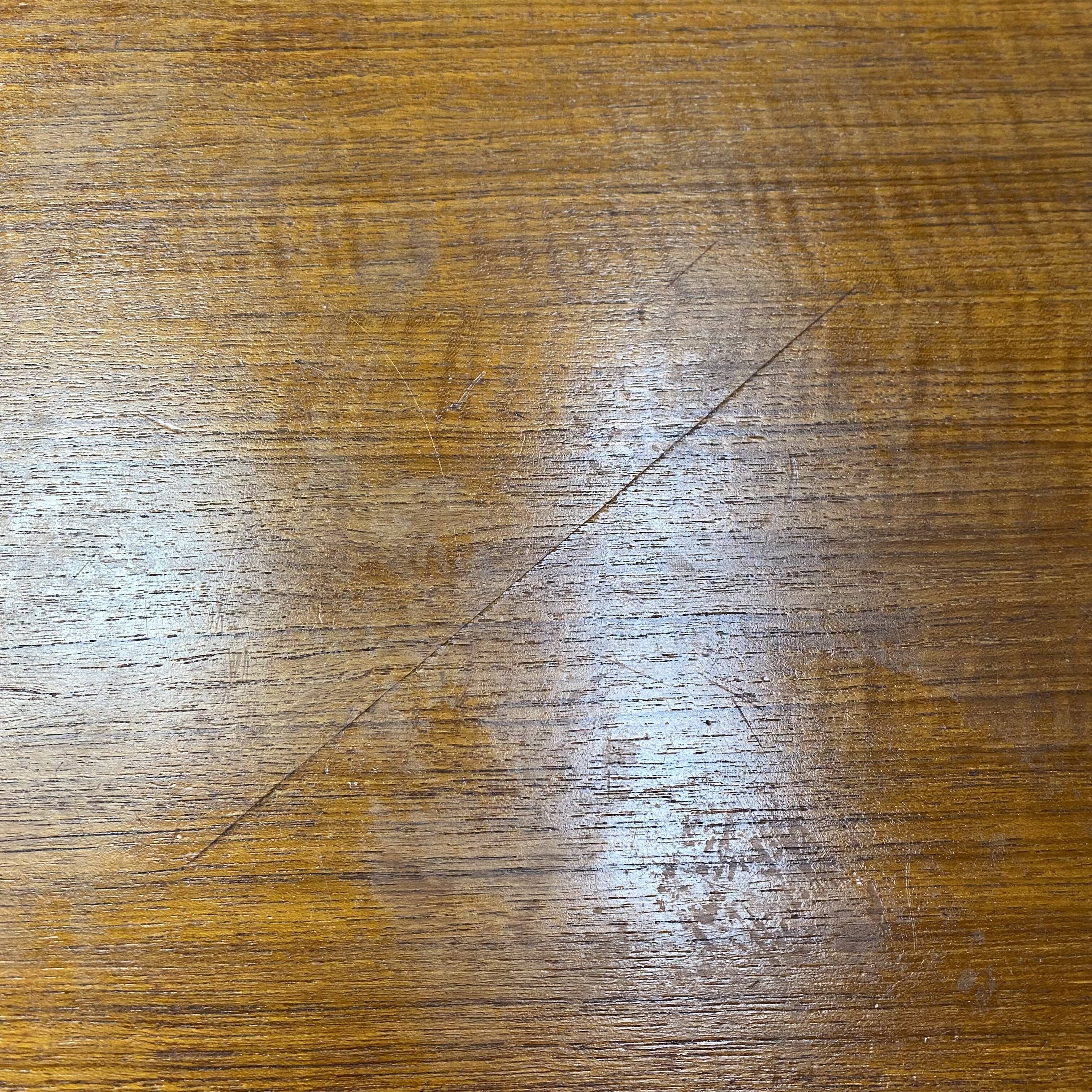 Scandinavian extendable teak table round shape 60s