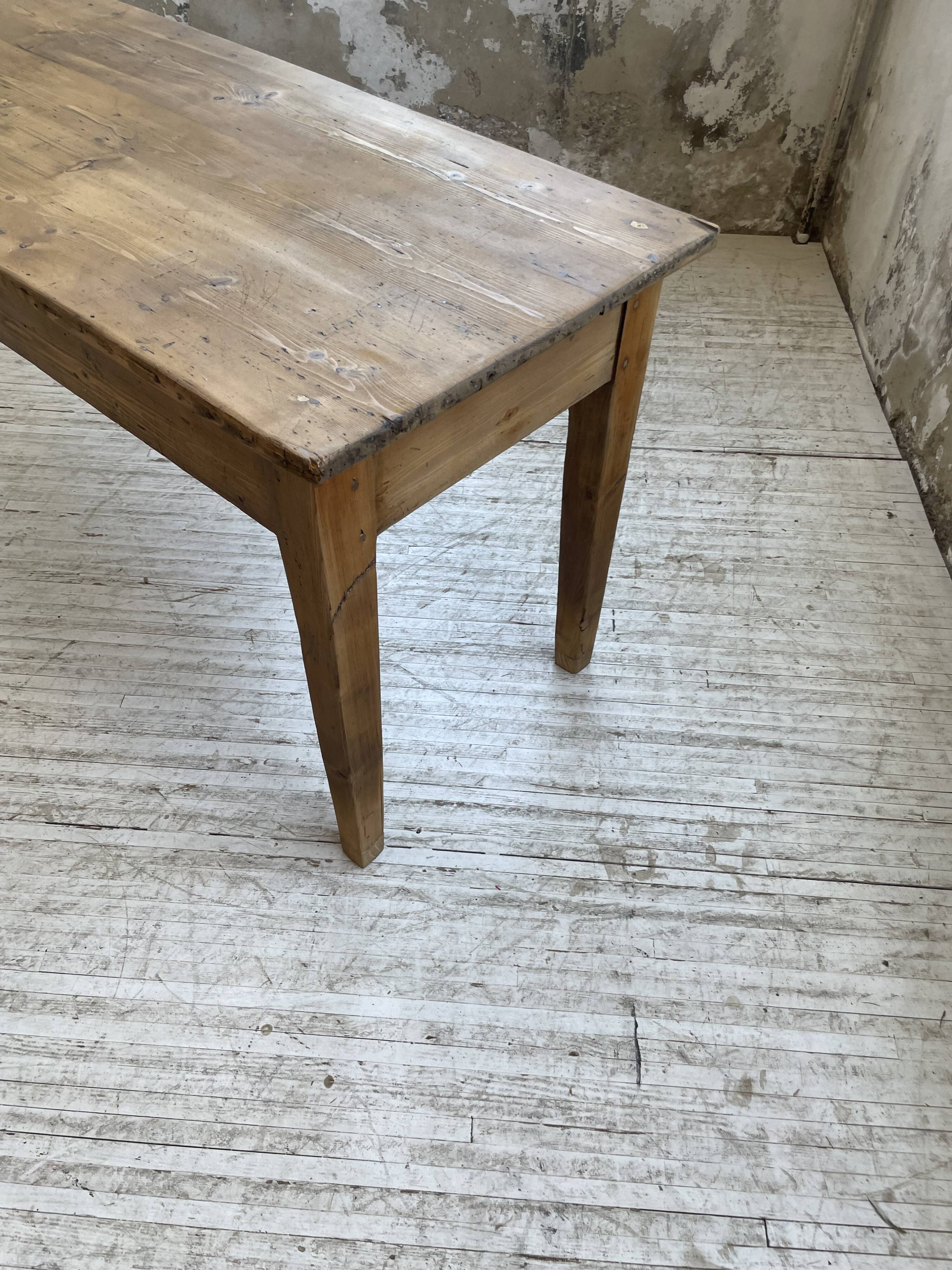 Farmhouse table pine multi-drawers