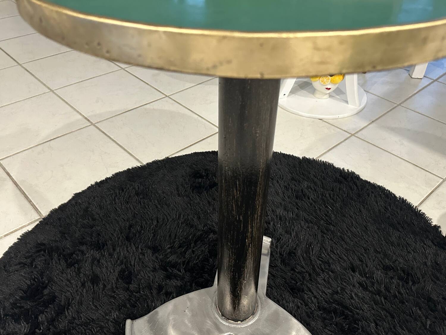 Set of pedestal table and 3 vintage bistro chairs from the 1960s