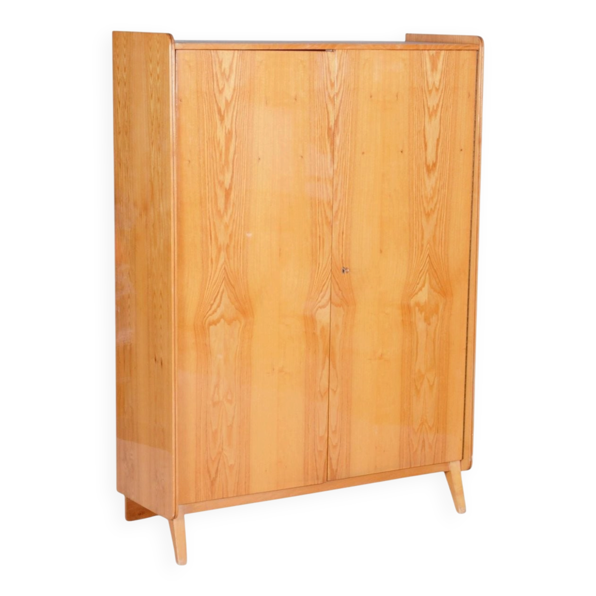 Mid-Century Modern Wardrobe in Ash from Tatra Pravenec, Czech, 1950s