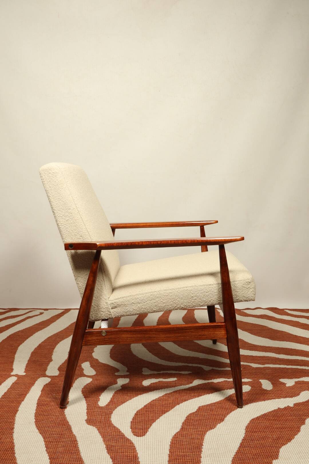 Scandinavian style set lounge chair and ottoman footrest in boucle fabric natural dark wood Mid Cent