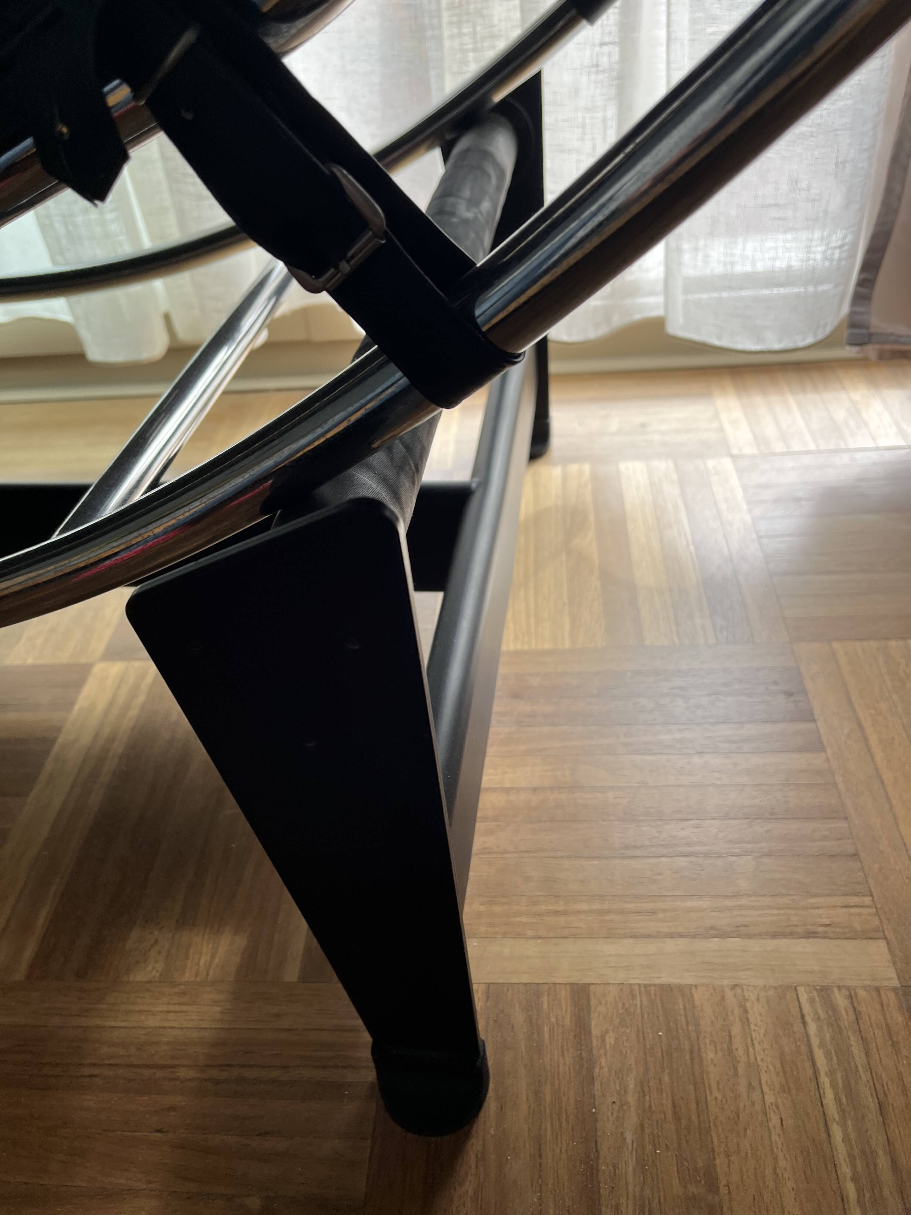 Chaise longue Le Corbusier