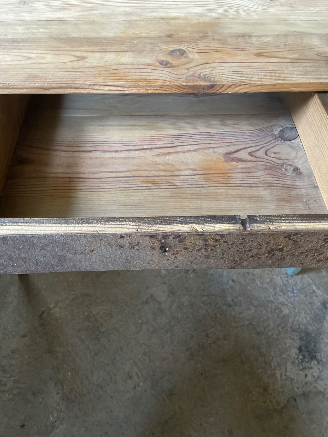 Table/bureau