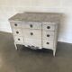 Ancienne commode de style Louis XVI
