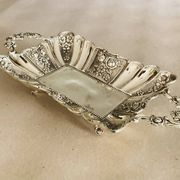 St Louis XV style letter tray, empty pocket, 20th century, in repoussé metal.