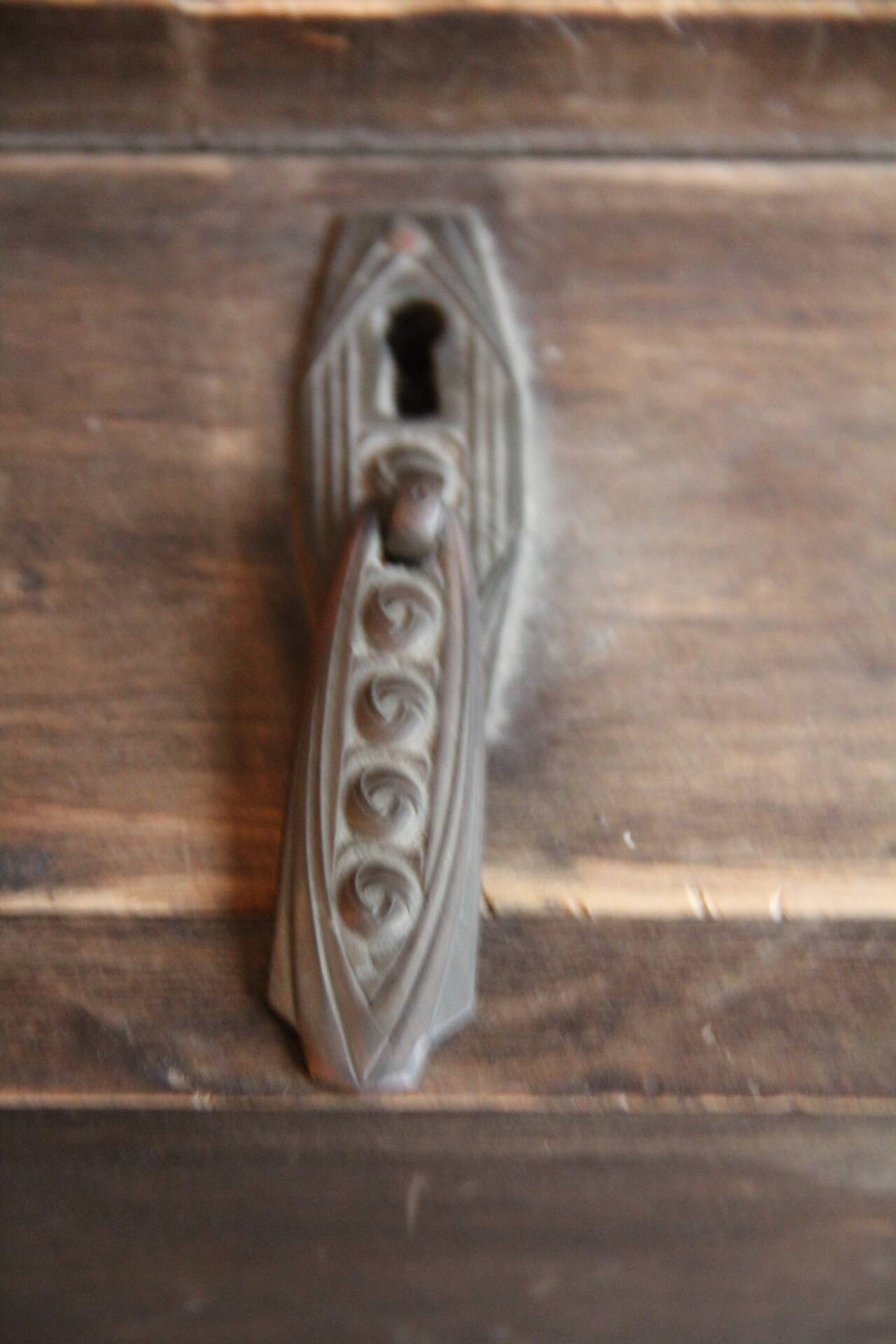 Side shelf with drawer