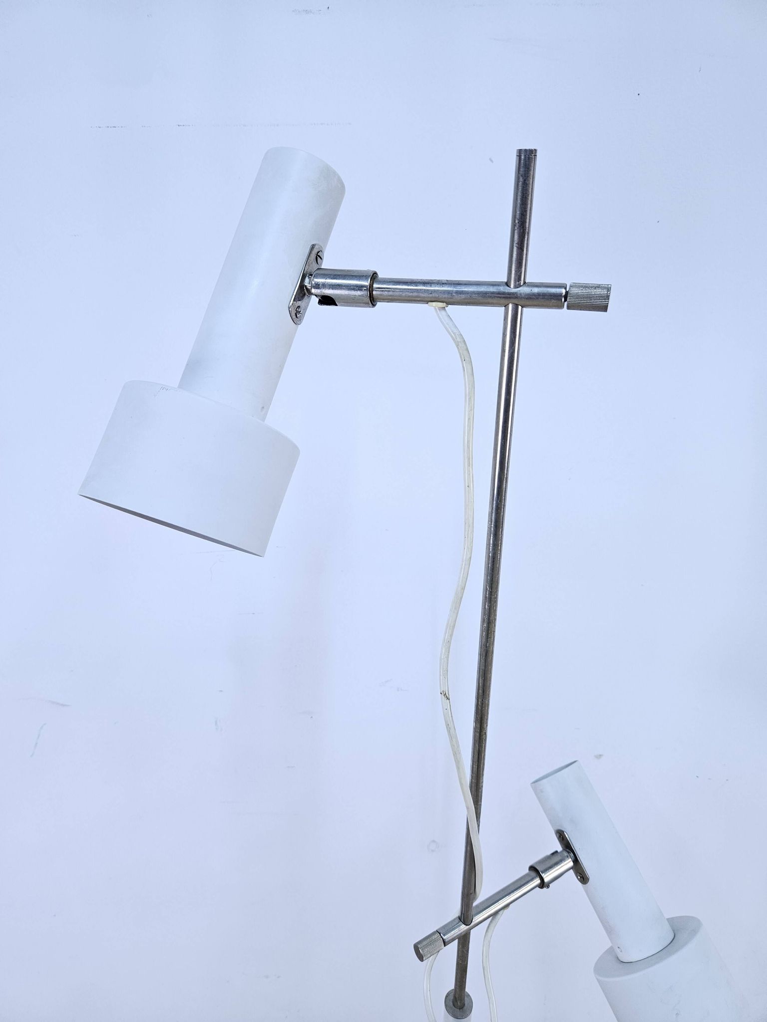 Lampe de sol blanche, Allemagne, années 1960.