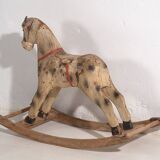 Cheval à bascule ancien (France, vers 1920)