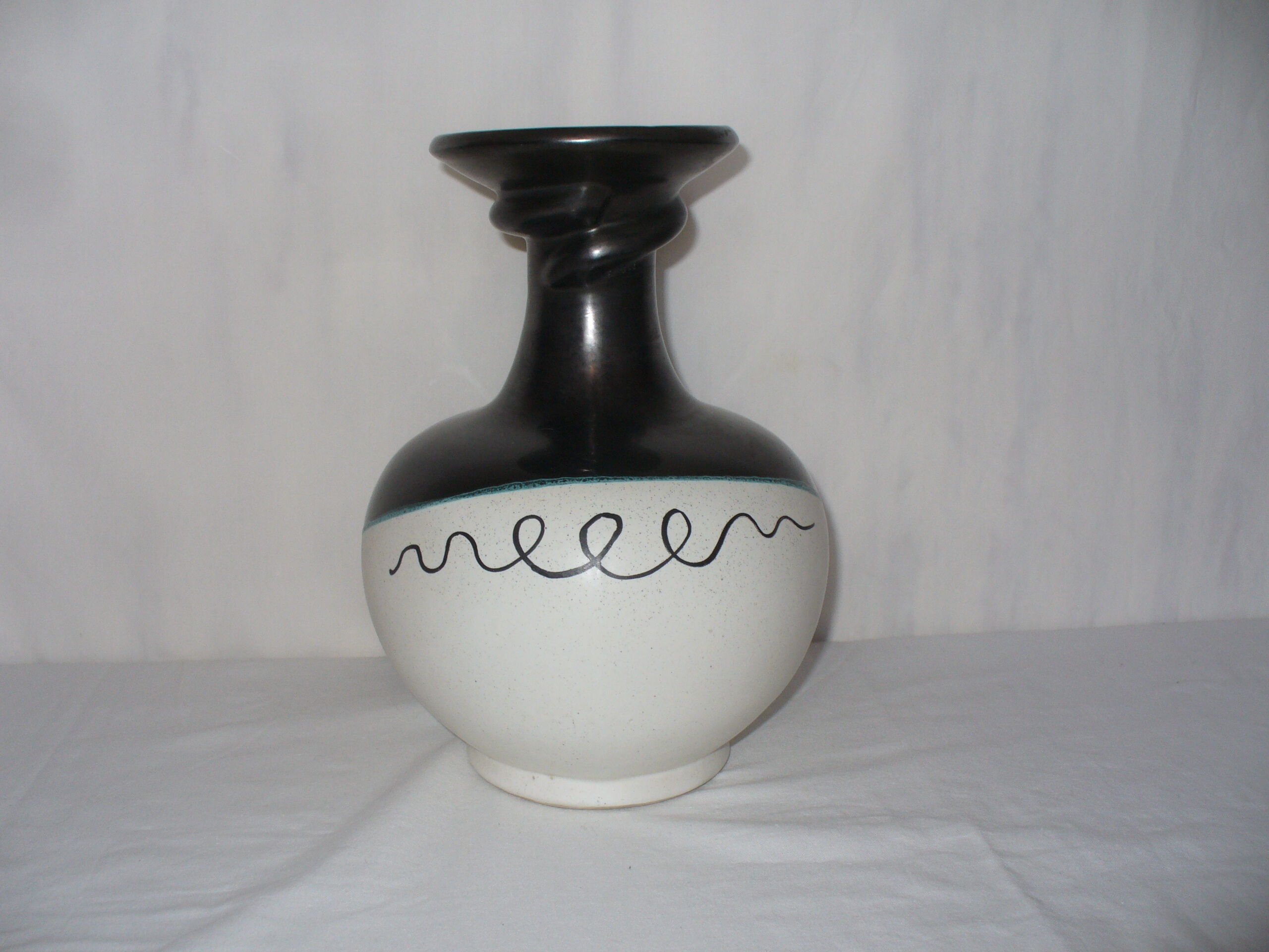 Vase Vallauris des années 50