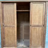 Parisian wardrobe with sliding doors (renovated)