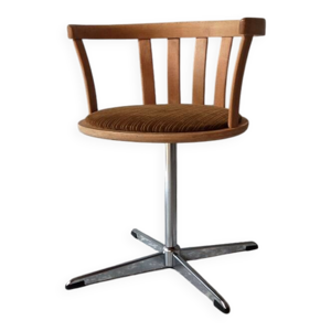 Chaise pivotante