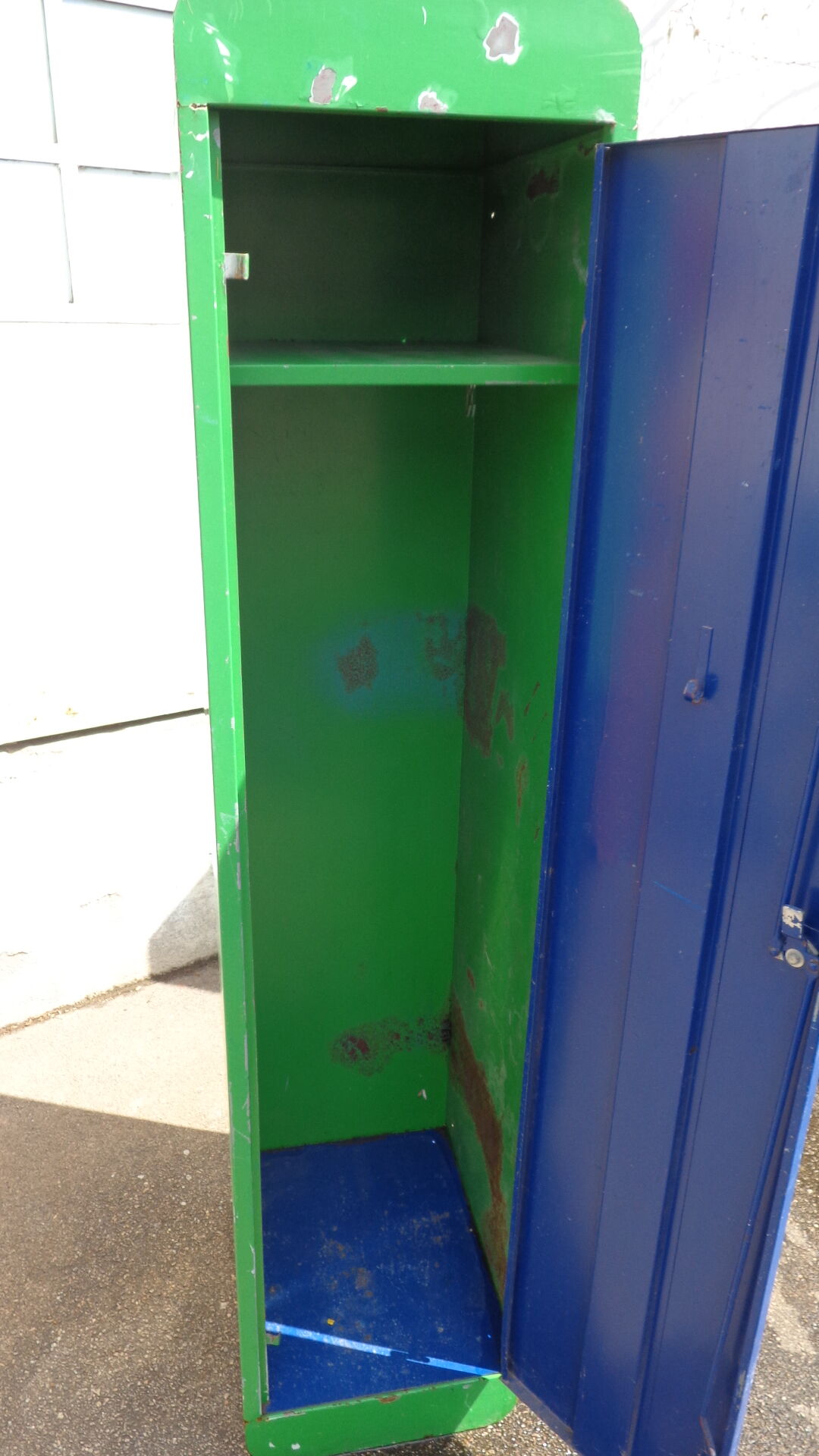 2 multicolored changing rooms