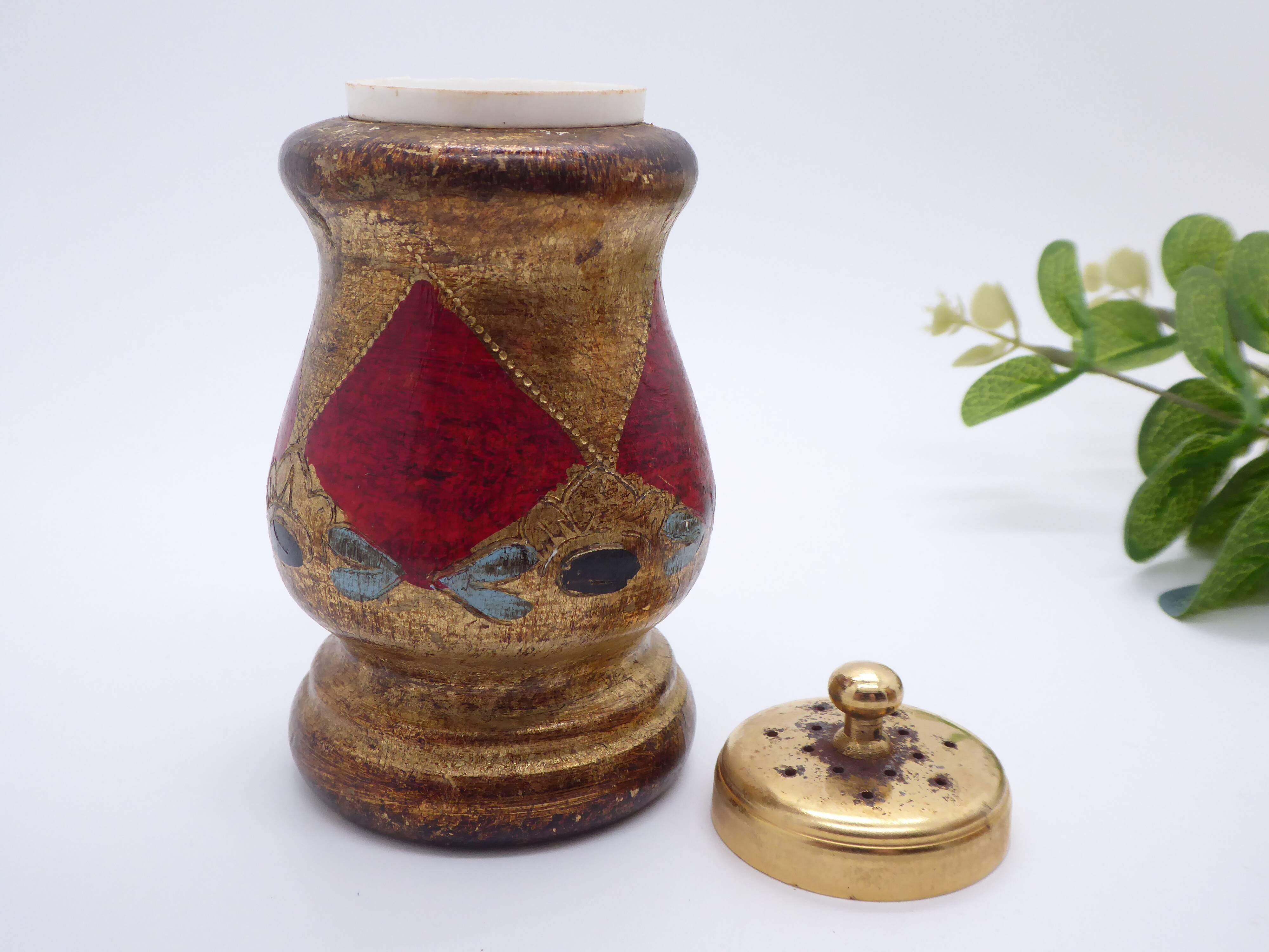 Salt shaker and pepper mill Florentine style