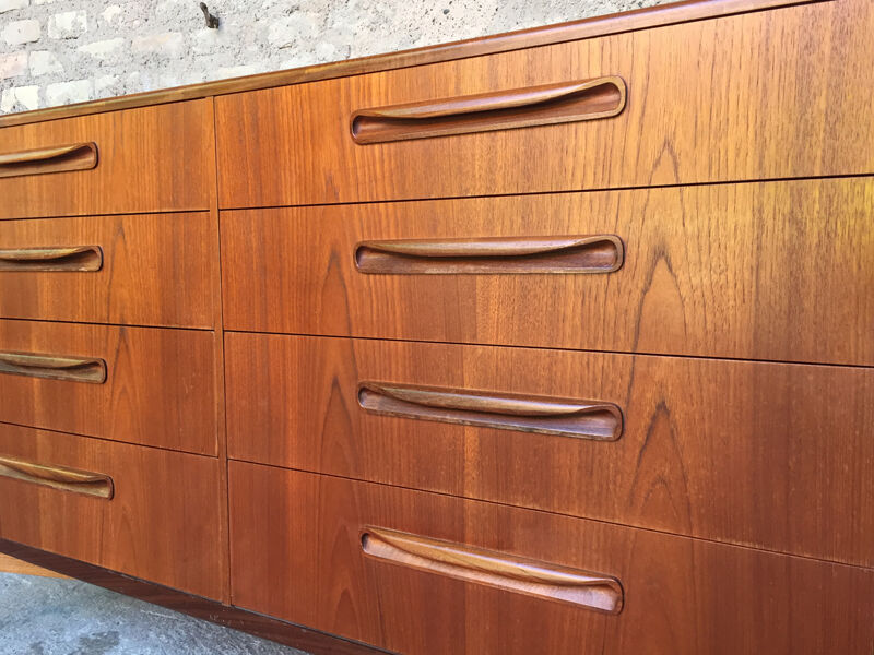 Scandinavian dresser teak 8 drawers Victor Wilkins for G-plan since 1960