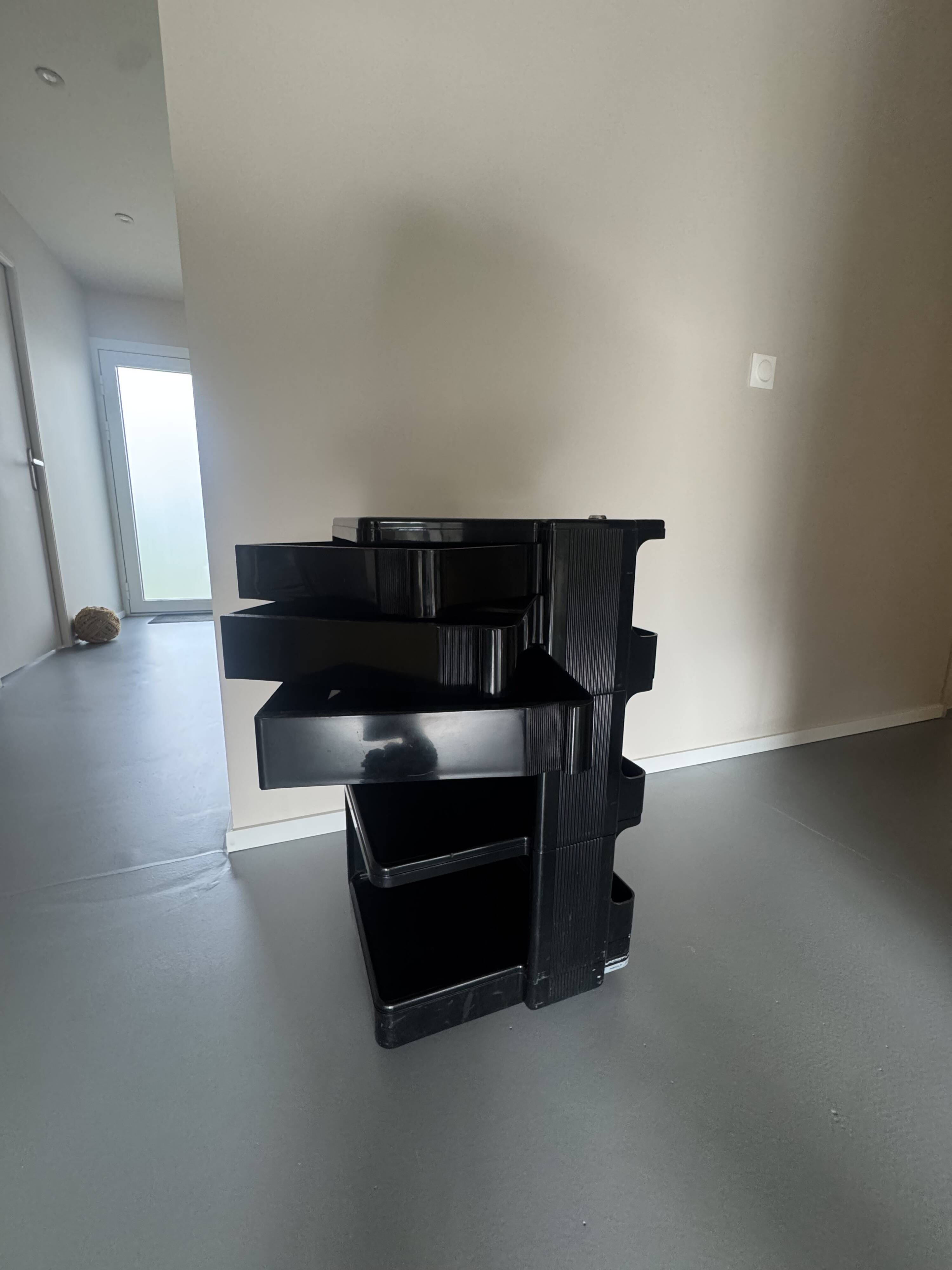 Stile Neolt storage trolley