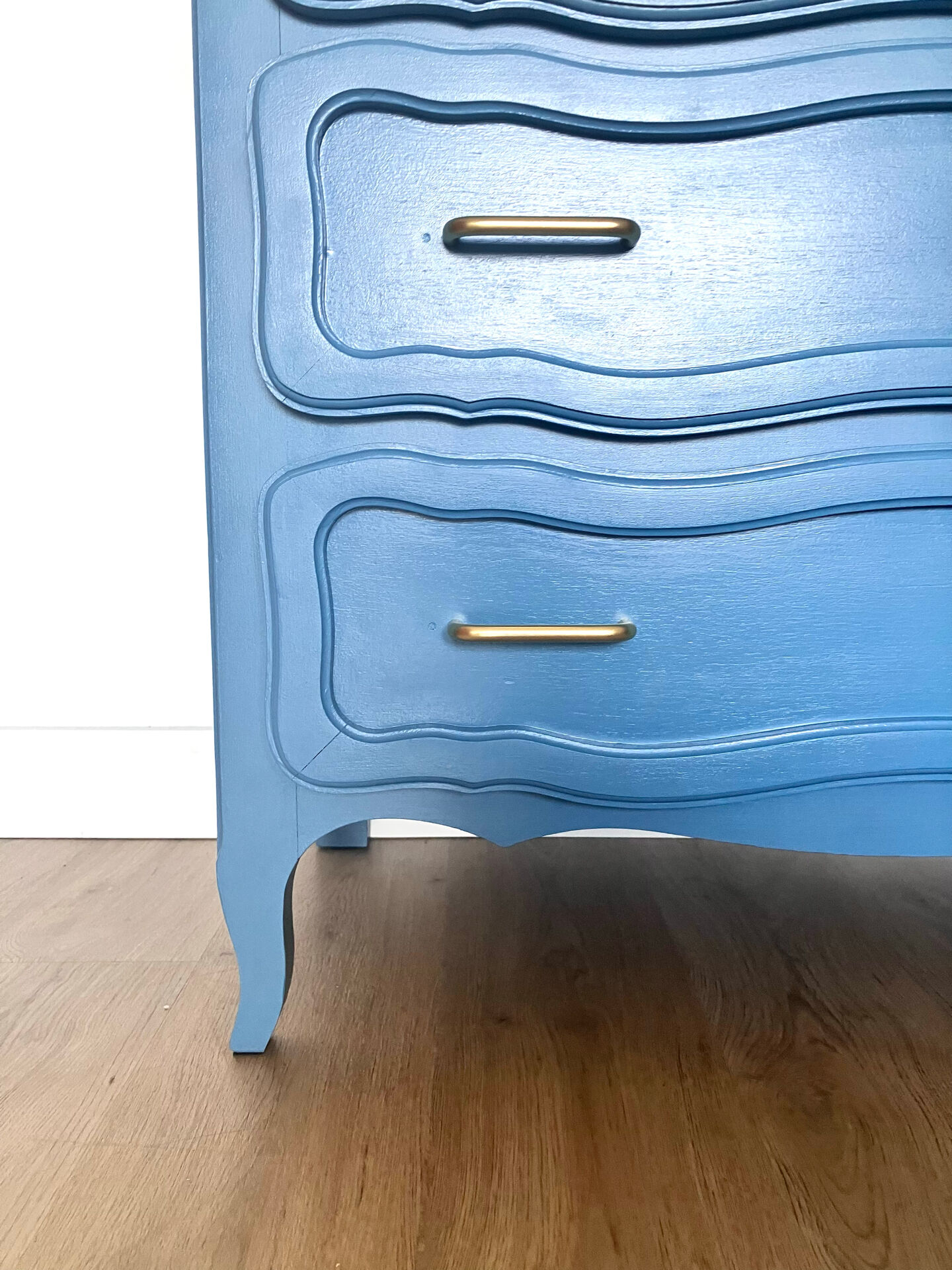 Organic blue chest of drawers