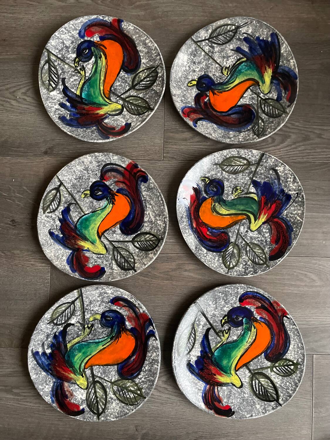 Set of 6 hand-painted ceramic plates – Modernist style