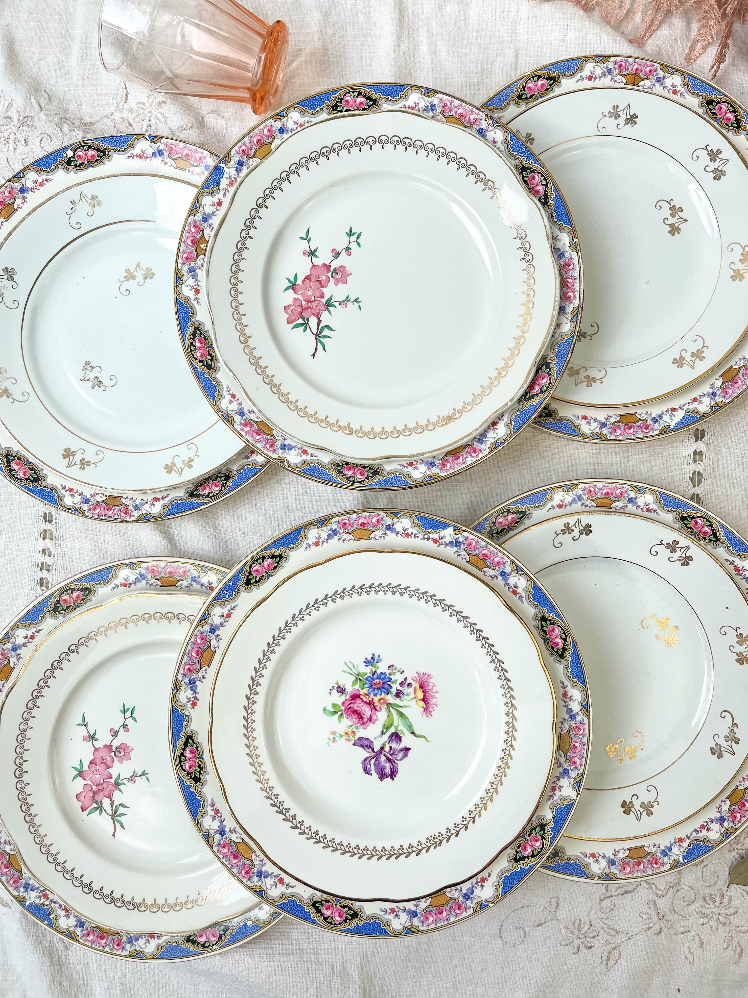 Set of 6 porcelain plates and 6 small mismatched vintage plates ~ Dinner service for 6 people ~