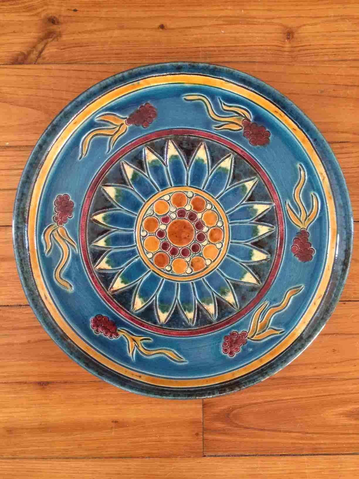 Decorative plate