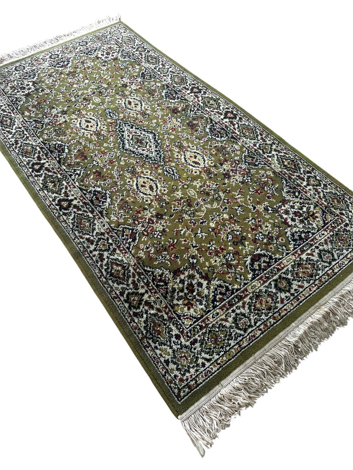 Oriental wool rug 180cm x 90cm