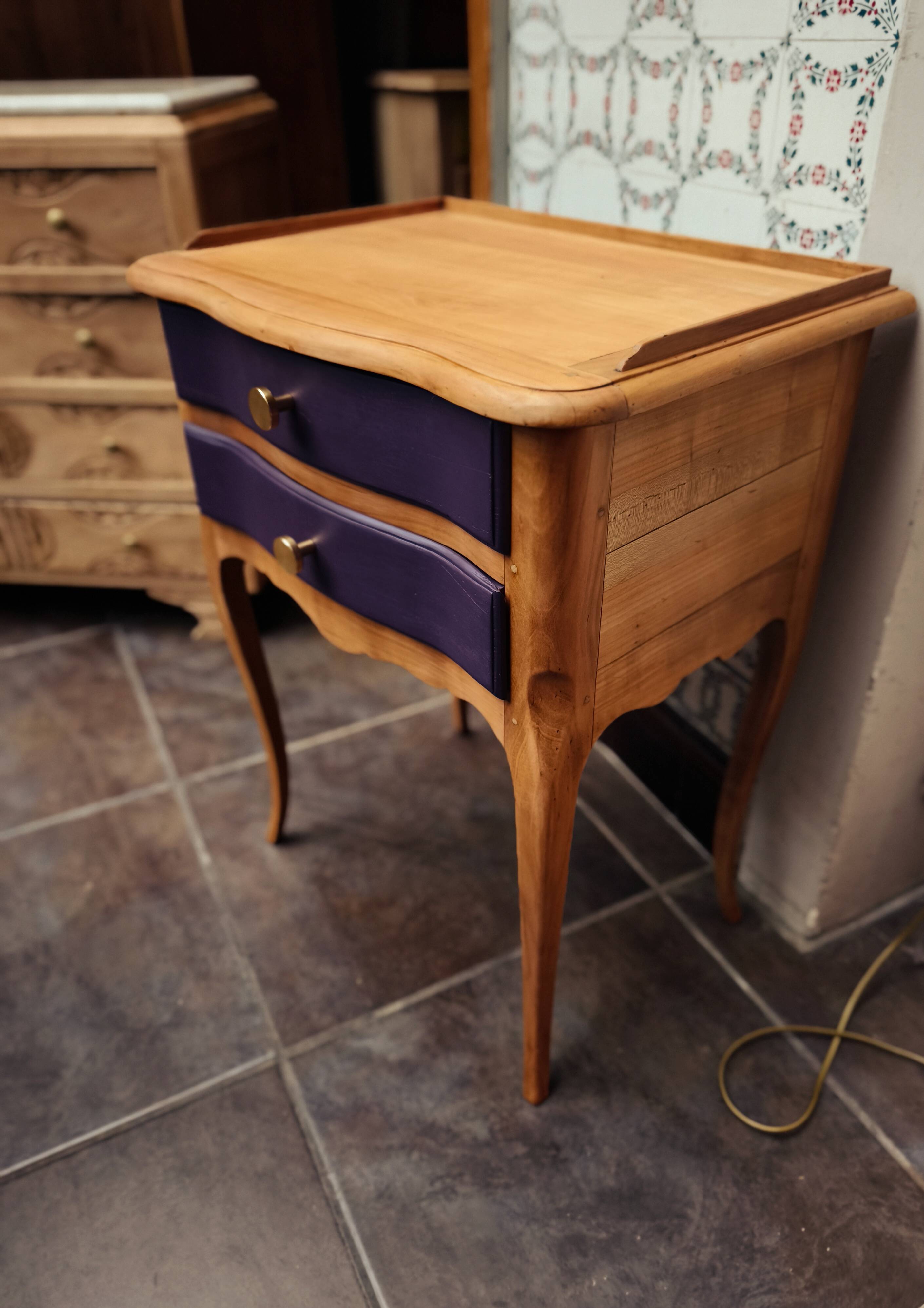 Mailfert/Amos Bedside Table