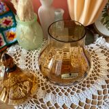 Pot en verre ambré