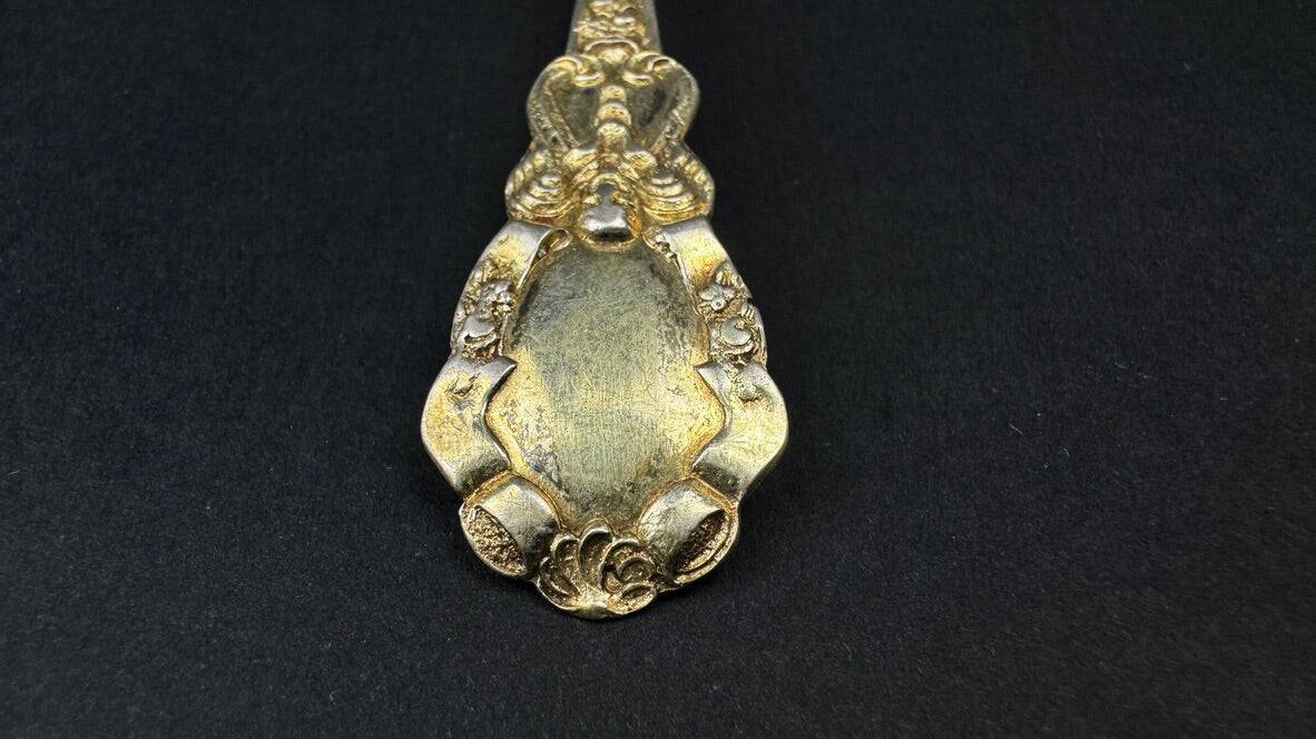12 dessert spoons in vermeil, Minerva 19th century, blackened pear tree box