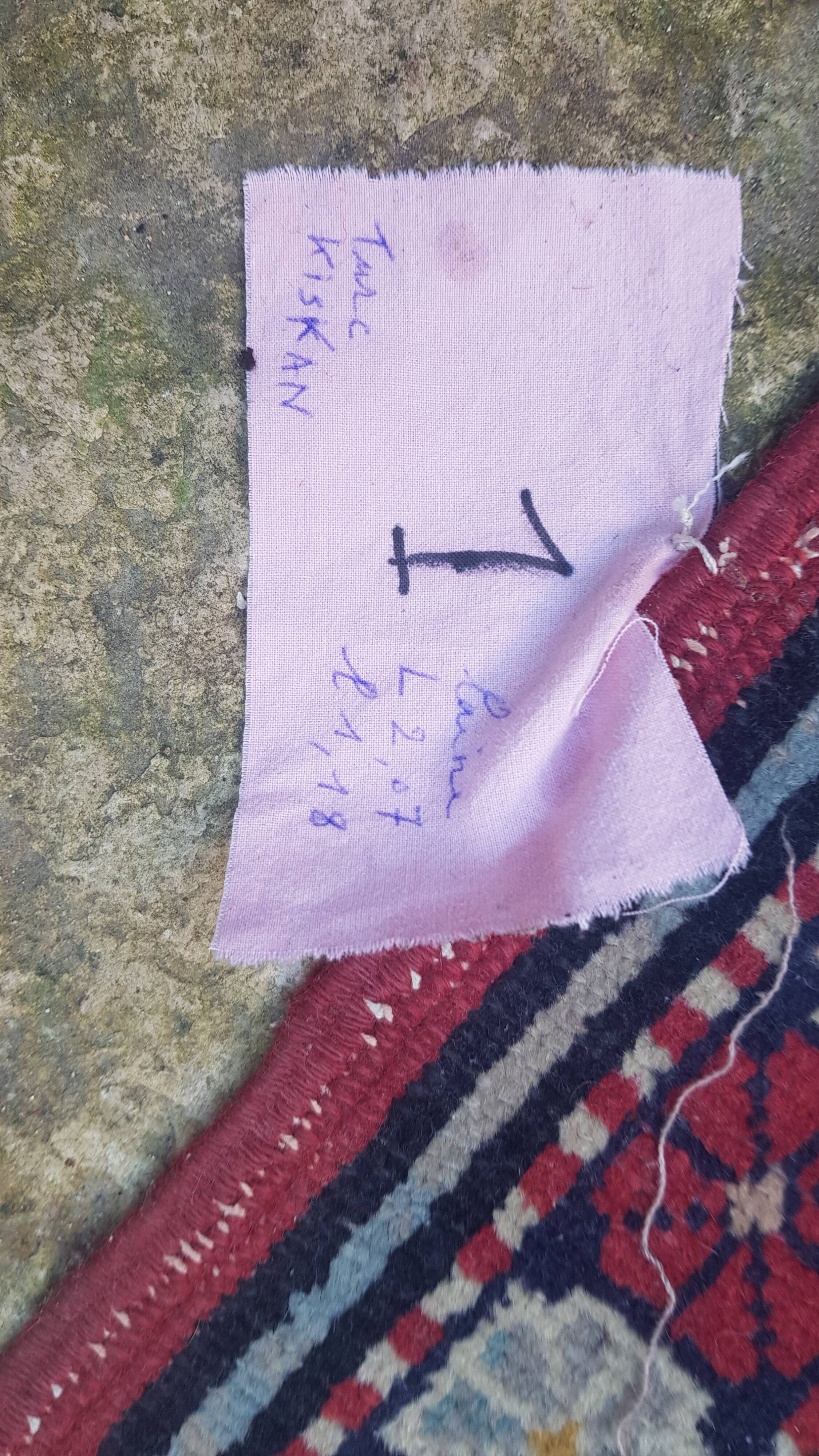 Handmade Persian rug 100% wool on cotton 118x207cm