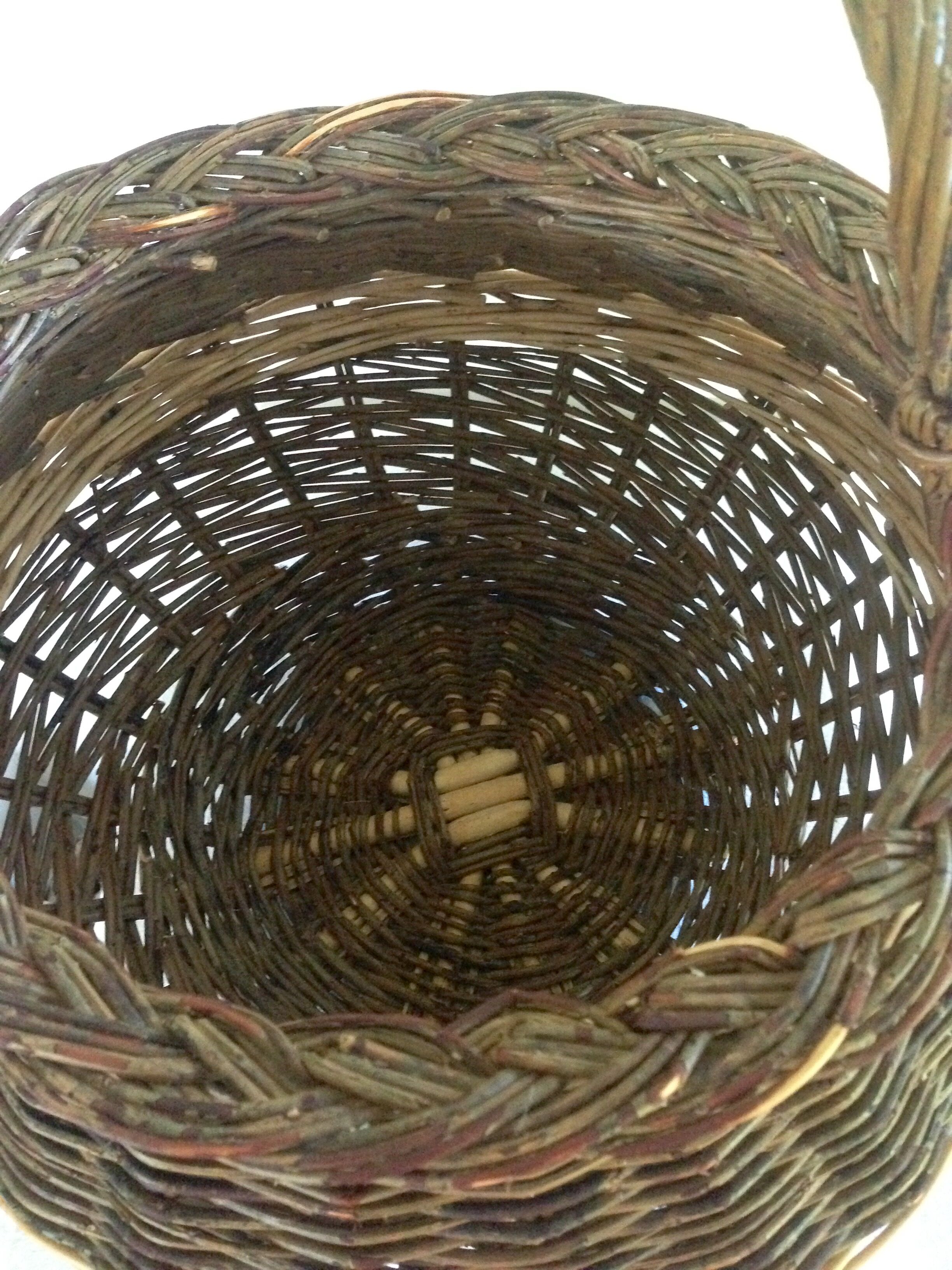 Wicker basket old wagon form