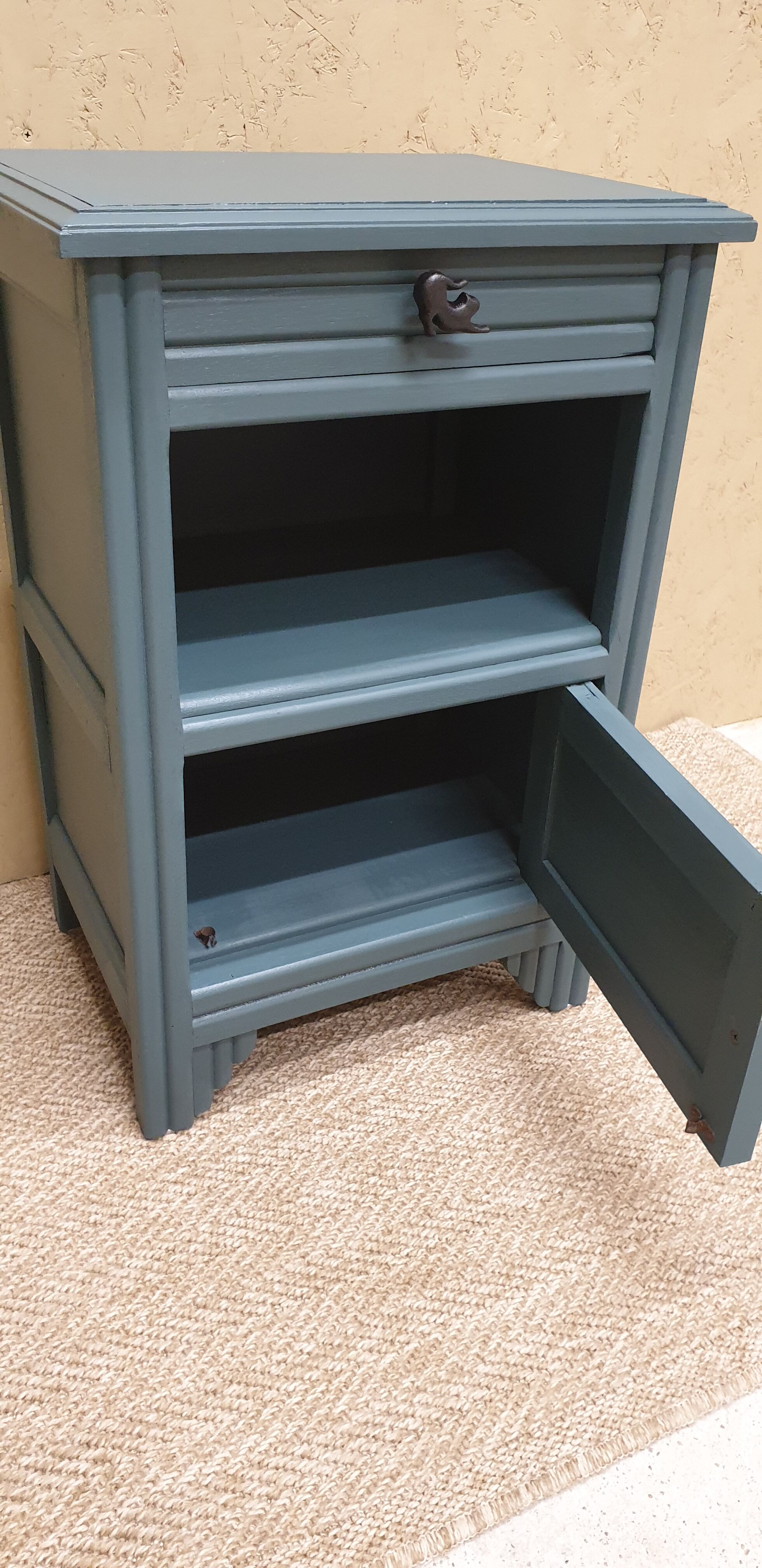 Art Deco side table