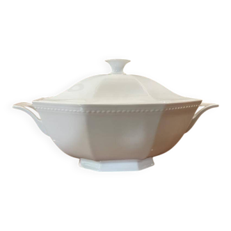 Soupière en porcelaine blanche