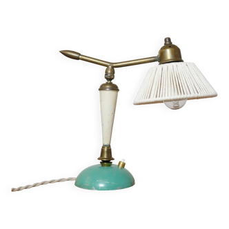 Lampe en laiton et métal laqué des années 50.