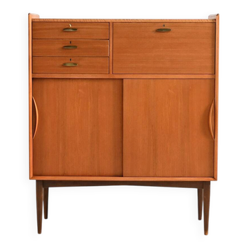 Cabinet en teck et laiton danois des années 1950