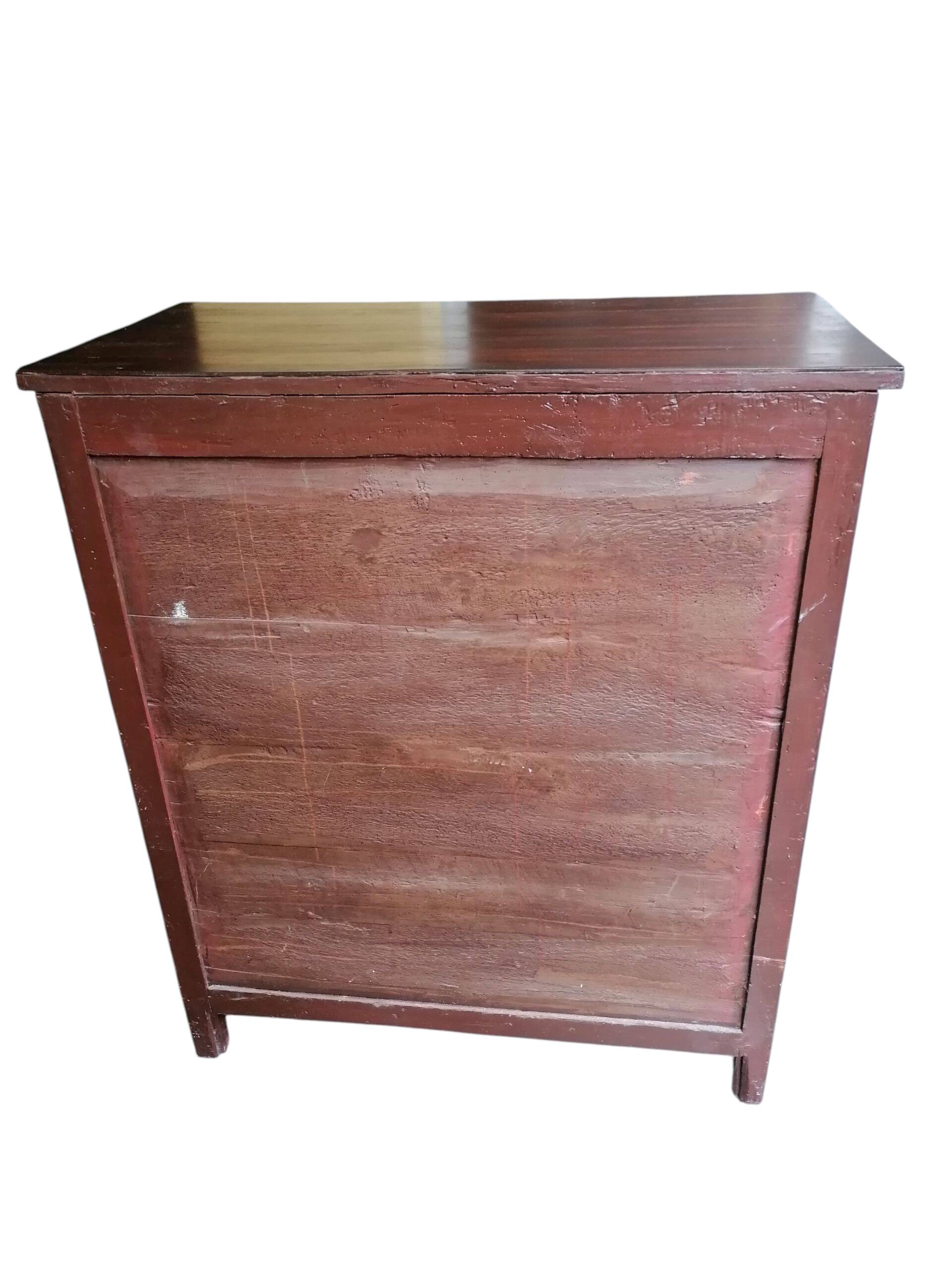 Credenza con decorazioni dipinte a mano, anni '50