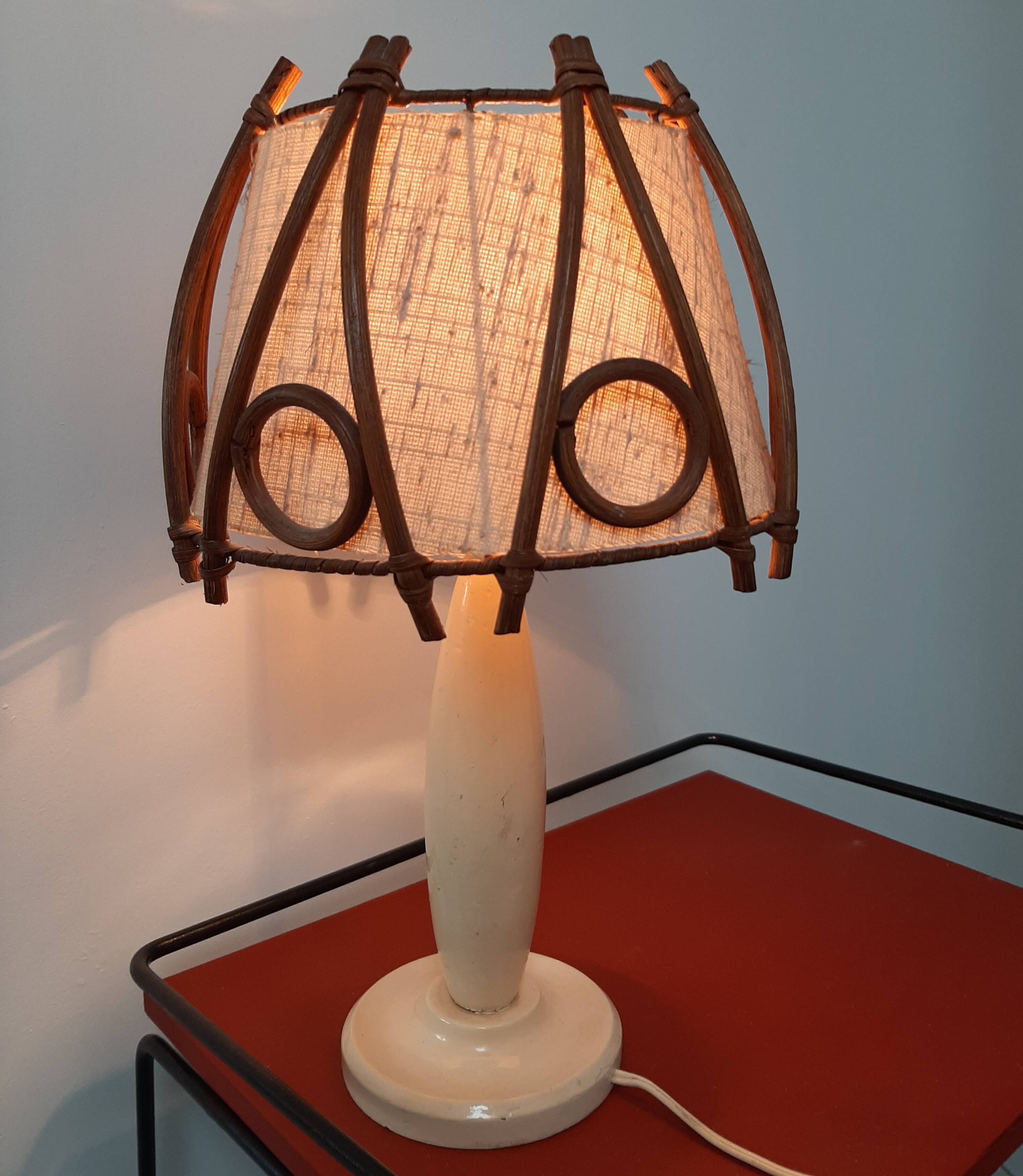 Lampe à poser vintage en rotin